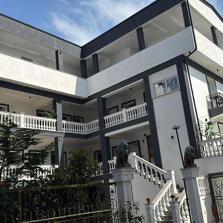 Vila Aaron Дуррес Екстер'єр фото