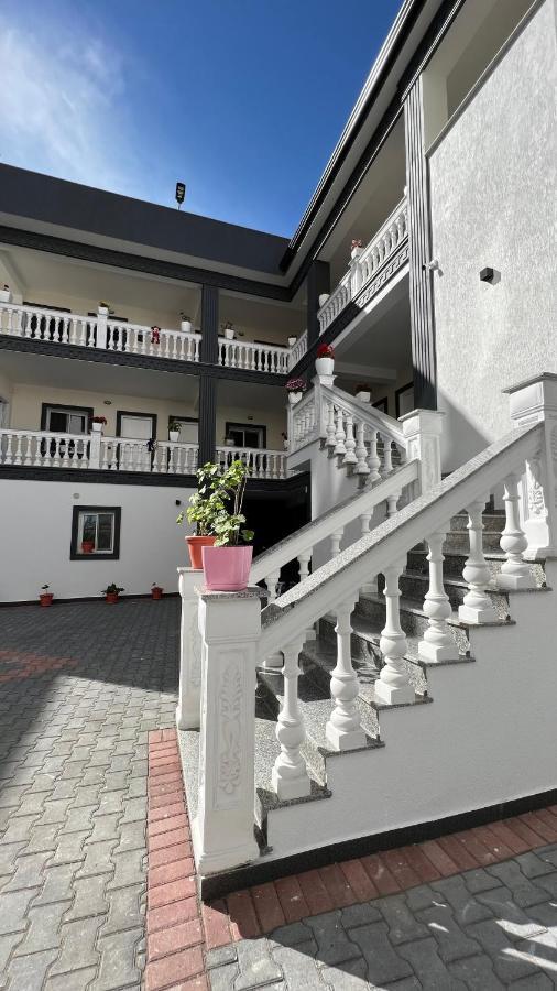 Vila Aaron Дуррес Екстер'єр фото